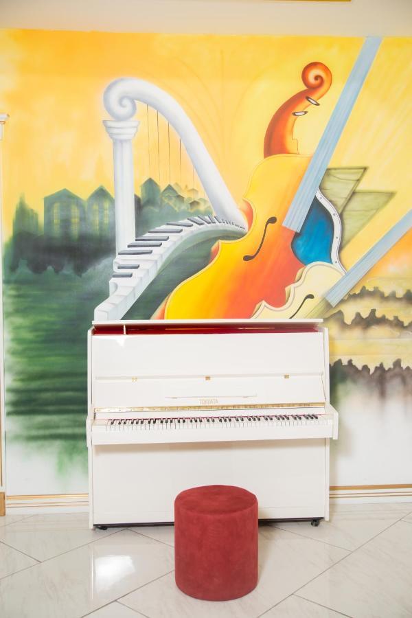 Piano